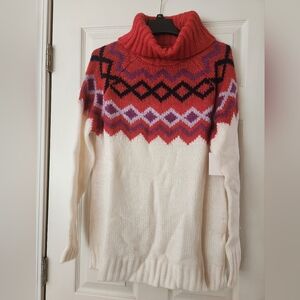 NWT Woman's Cowneck Tunic Sweater, Size L